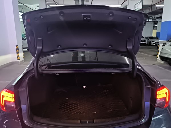 Buick Regal 2019, 88200 км, за 10171 USD - фото 22