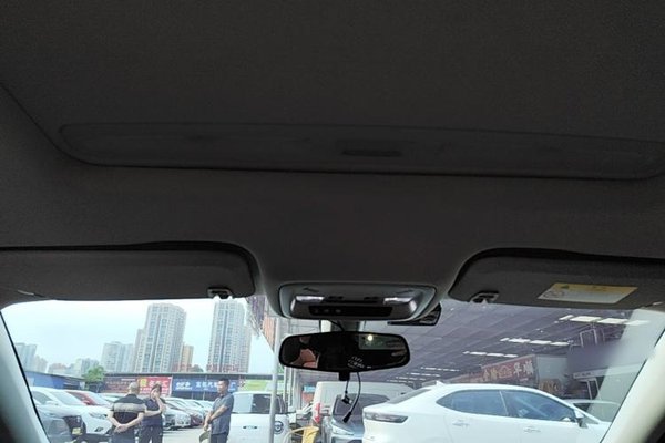 Buick Regal 2019, 101600 км, за 9484 USD - фото 21