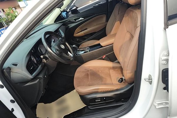 Buick Regal 2019, 101600 км, за 9484 USD - фото 18