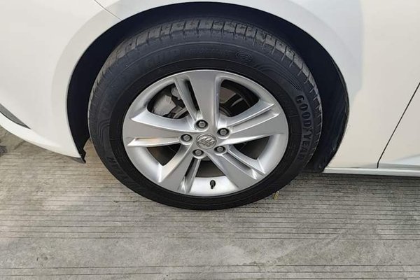 Buick Regal 2019, 101600 км, за 9484 USD - фото 8