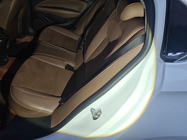 Buick Regal 2019, 66300 км, за 9329 USD - фото 18