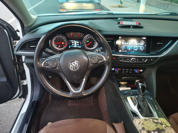 Buick Regal 2019, 95000 км, за 7310 USD - фото 11