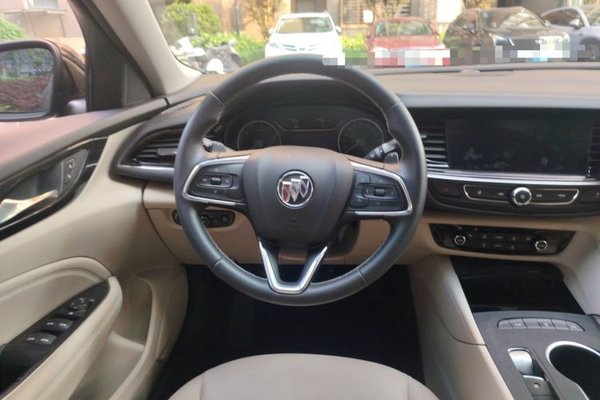 Buick Regal 2020, 22700 км, за 11421 USD - фото 8