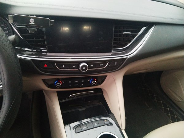 Buick Regal 2020, 68200 км, за 11950 USD - фото 12