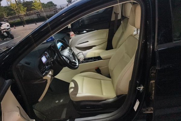 Buick Regal 2020, 81600 км, за 9864 USD - фото 15