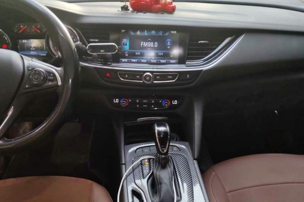 Buick Regal 2020, 48400 км, за 9376 USD - фото 14