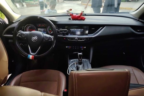 Buick Regal 2020, 48400 км, за 9376 USD - фото 10