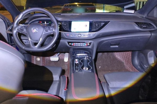 Buick Regal 2020, 39100 км, за 13669 USD - фото 10