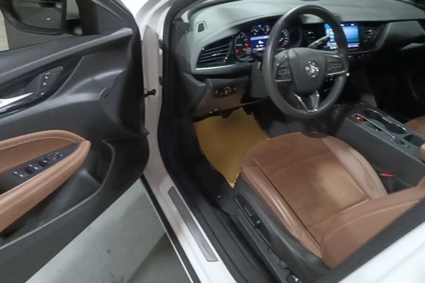 Buick Regal 2022, 57800 км, за 13040 USD - фото 9