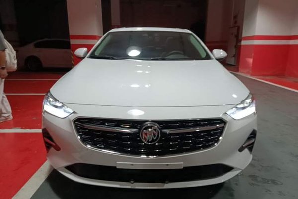 Buick Regal 2022, 57800 км, за 13040 USD