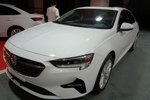 Buick Regal · 2022 год