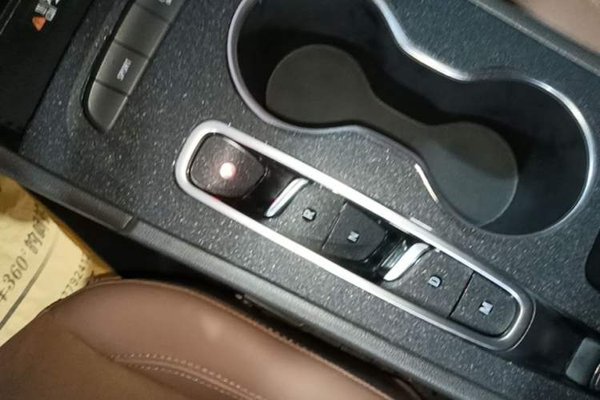 Buick Regal 2022, 57800 км, за 13040 USD - фото 7