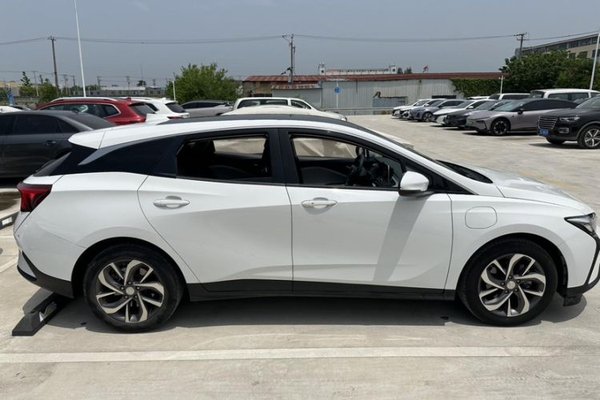 Buick Velite 6 2020, 95500 км, за 9467 USD