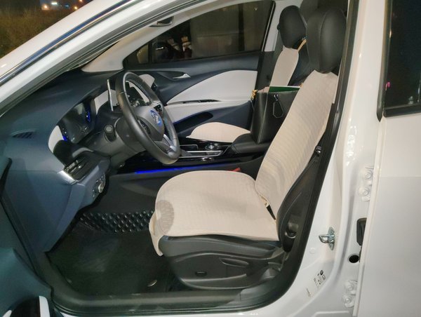 Buick Velite 6 2020, 16000 км, за 8599 USD - фото 12