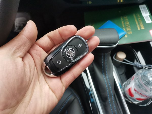 Buick Velite 6 2022, 55700 км, за 10992 USD - фото 17