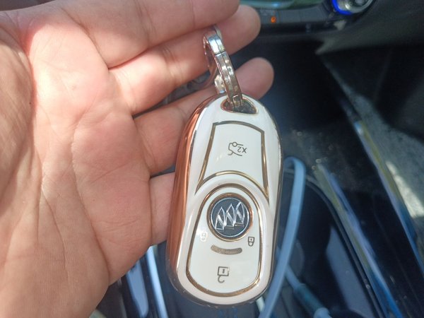 Buick Velite 6 2024, 72400 км, за 8647 USD - фото 9