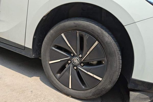 Buick Velite 6 2024, 34000 км, за 9000 USD