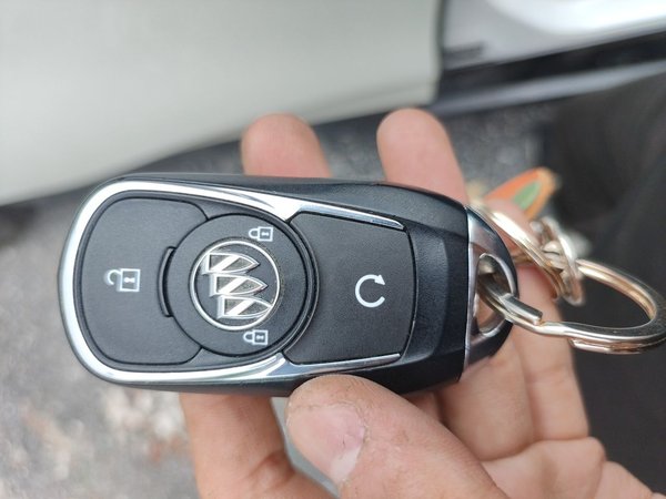 Buick Velite 6 2024, 34100 км, за 9779 USD - фото 9