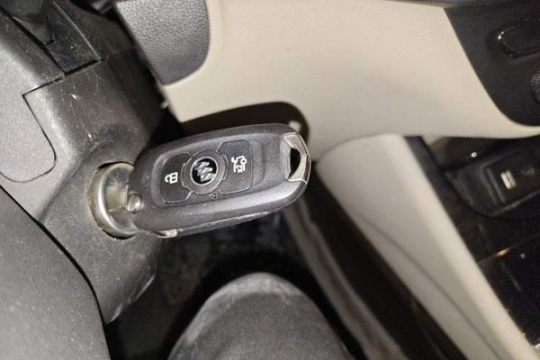 Buick Verano 2015, 157100 км, за 3987 USD - фото 9