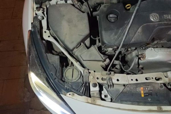 Buick Verano 2016, 124000 км, за 4916 USD - фото 23