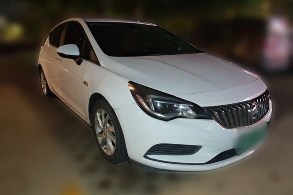 Buick Verano 2016, 124000 км, за 4916 USD