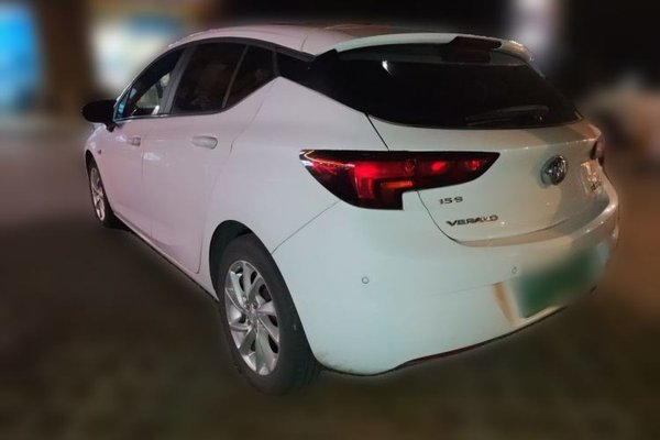 Buick Verano 2016, 124000 км, за 4916 USD