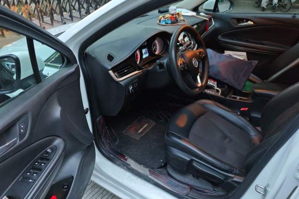 Buick Verano 2017, 103000 км, за 5978 USD - фото 13
