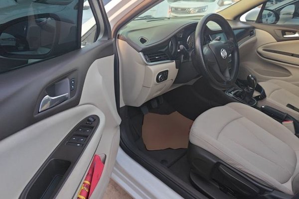 Buick Verano 2017, 70600 км, за 6255 USD - фото 18