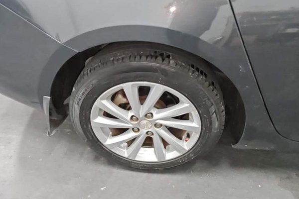 Buick Verano 2018, 155400 км, за 6340 USD - фото 11