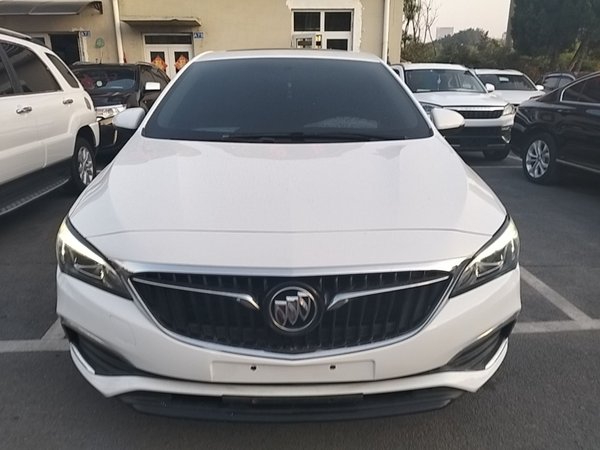 Buick Verano 2018, 104800 км, за 7112 USD