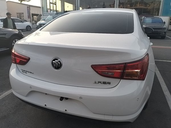 Buick Verano 2018, 104800 км, за 7112 USD