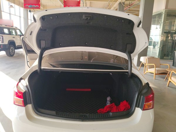 Buick Verano 2018, 64400 км, за 6118 USD - фото 21