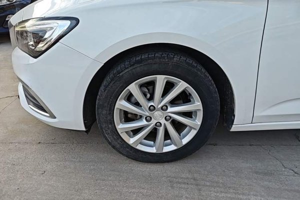 Buick Verano 2019, 67000 км, за 7267 USD - фото 15