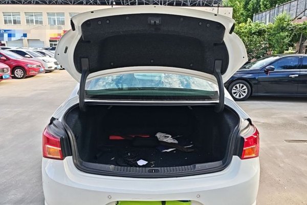 Buick Verano 2019, 67000 км, за 7267 USD - фото 27