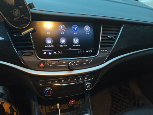 Buick Verano 2020, 52800 км, за 7797 USD - фото 10