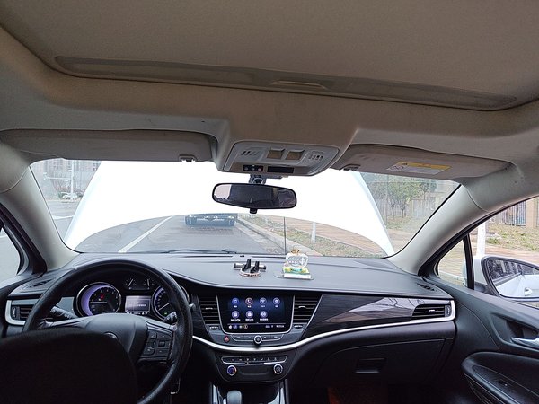 Buick Verano 2020, 53000 км, за 7941 USD - фото 19