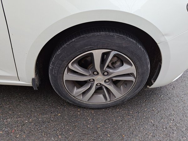 Buick Verano 2020, 53000 км, за 7941 USD - фото 8