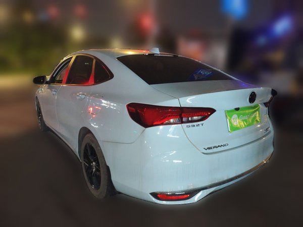Buick Verano 2022, 29400 км, за 7371 USD