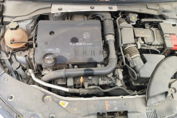 Buick Verano 2022, 47700 км, за 9322 USD - фото 21