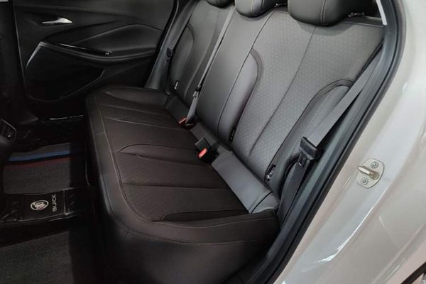 Buick Verano 2023, 16000 км, за 10674 USD - фото 21