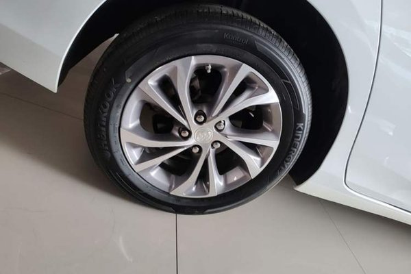 Buick Verano 2023, 16000 км, за 10674 USD - фото 12