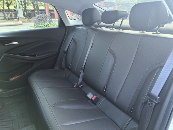 Buick Verano 2023, 23800 км, за 11258 USD - фото 13