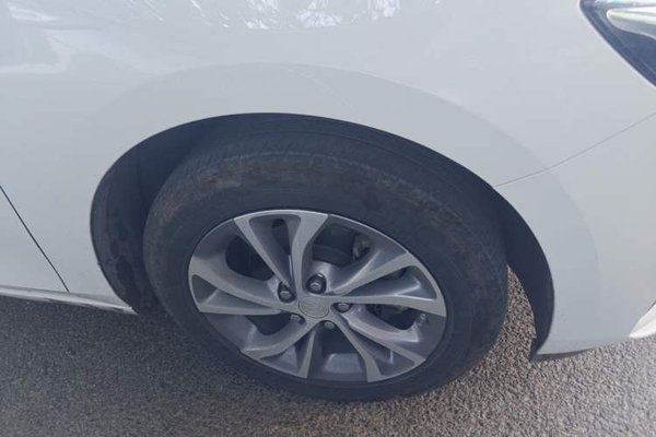 Buick Verano 2023, 53099 км, за 8807 USD - фото 8