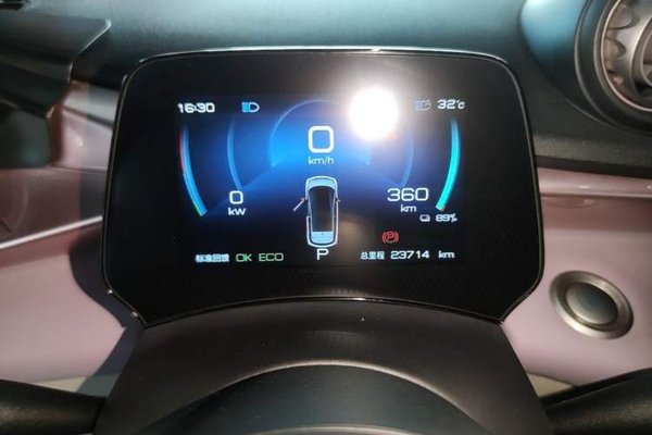 BYD Dolphin 2021, 23700 км, за 10726 USD - фото 24