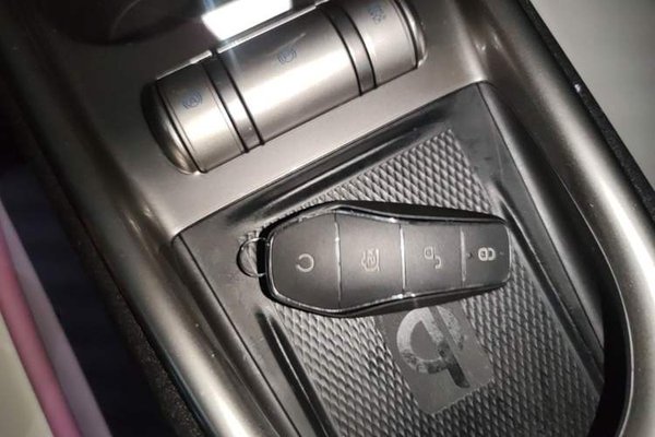 BYD Dolphin 2021, 23700 км, за 10726 USD