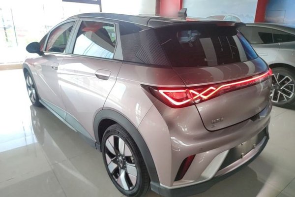 BYD Dolphin 2021, 23700 км, за 10726 USD - фото 9