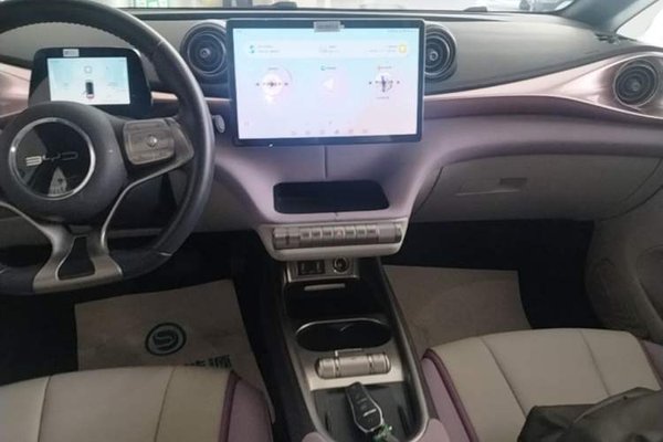 BYD Dolphin 2021, 50400 км, за 10056 USD - фото 16