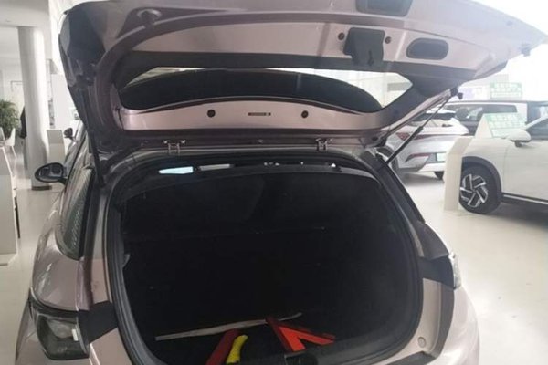 BYD Dolphin 2021, 50400 км, за 10056 USD - фото 22