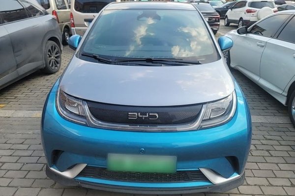 BYD Dolphin 2021, 109400 км, за 9440 USD