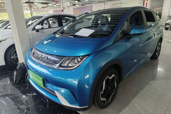 BYD Dolphin · 2021 год
